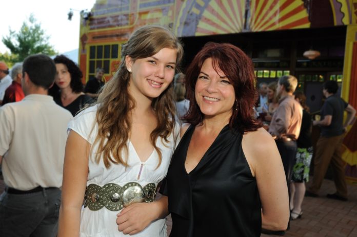Lorelei Smith and Rosanne Cash Lorelei Smith and Rosanne Cash