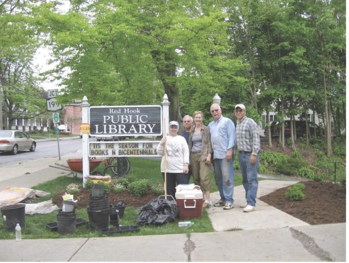 Red_Hook_Library_Landscaping