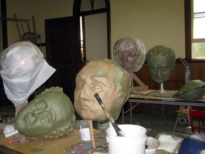 Puppet heads