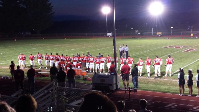 Red_Hook_Football_homecoming