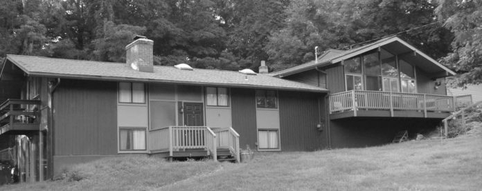 Hyde_Park_8_Rivierview_Cir