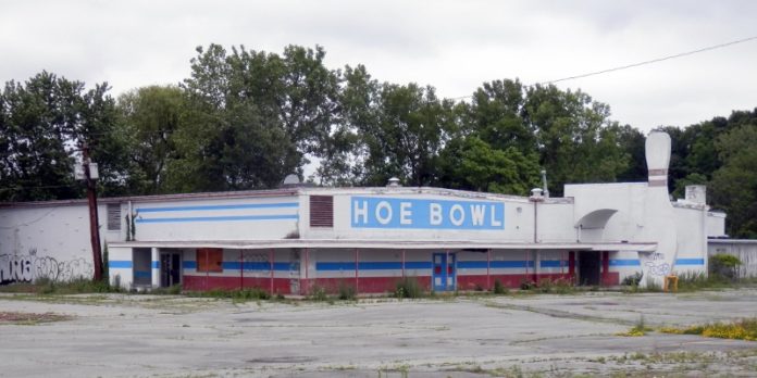 Hoe_Bowl_Hyde_Park_Observer_Kristen_Thornton-De_Stafeno