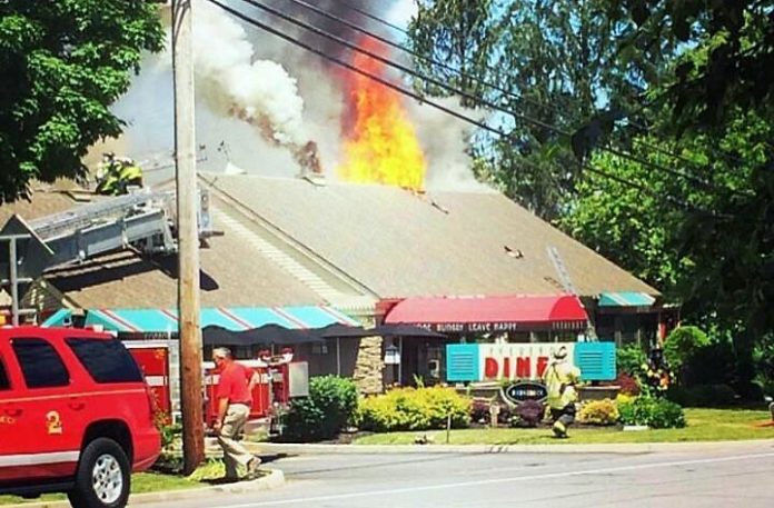 Eveready Diner on fire