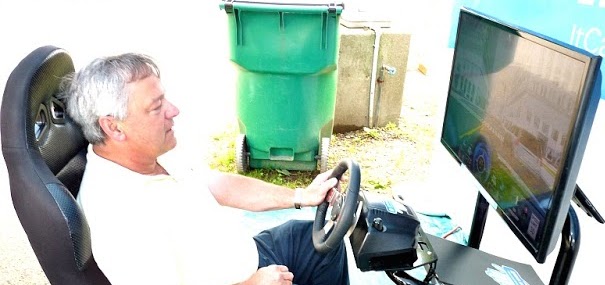 Gregg_Pulver_texting_while_driving